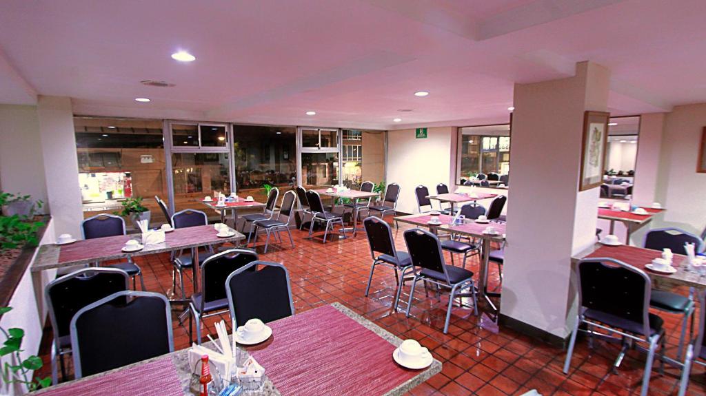Restaurant, Hotel Ambassador in San Jose