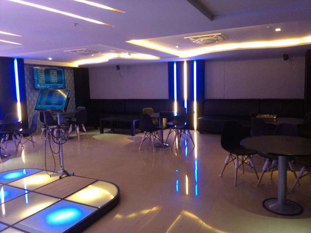 فندق دنفر ملان (Denver Mllan Hotel)