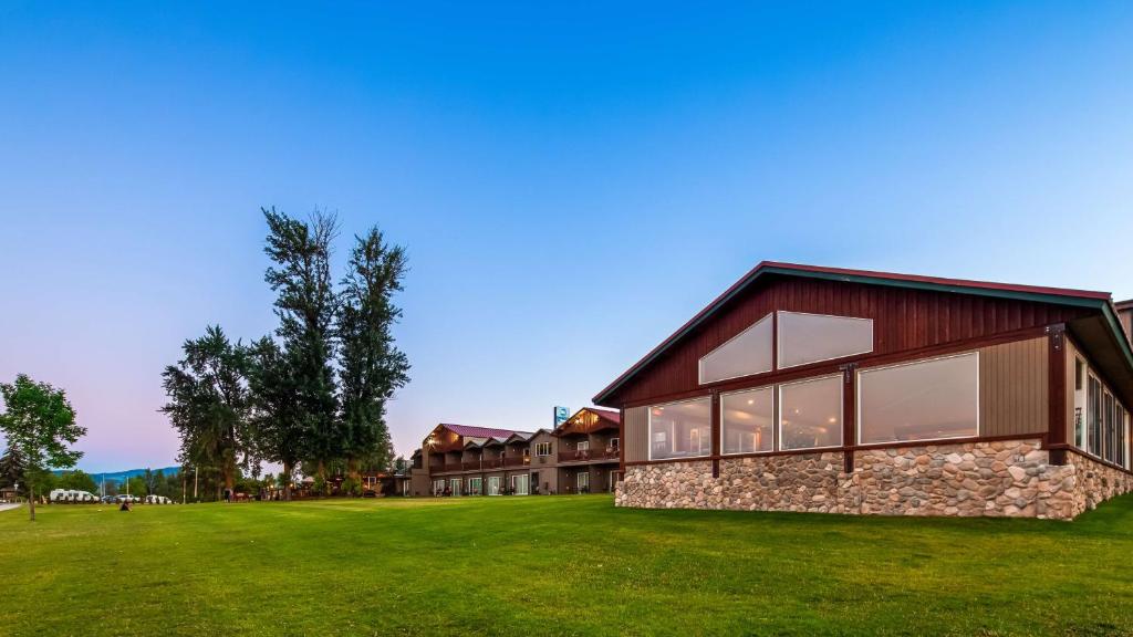 Best Western Edgewater Resort photo