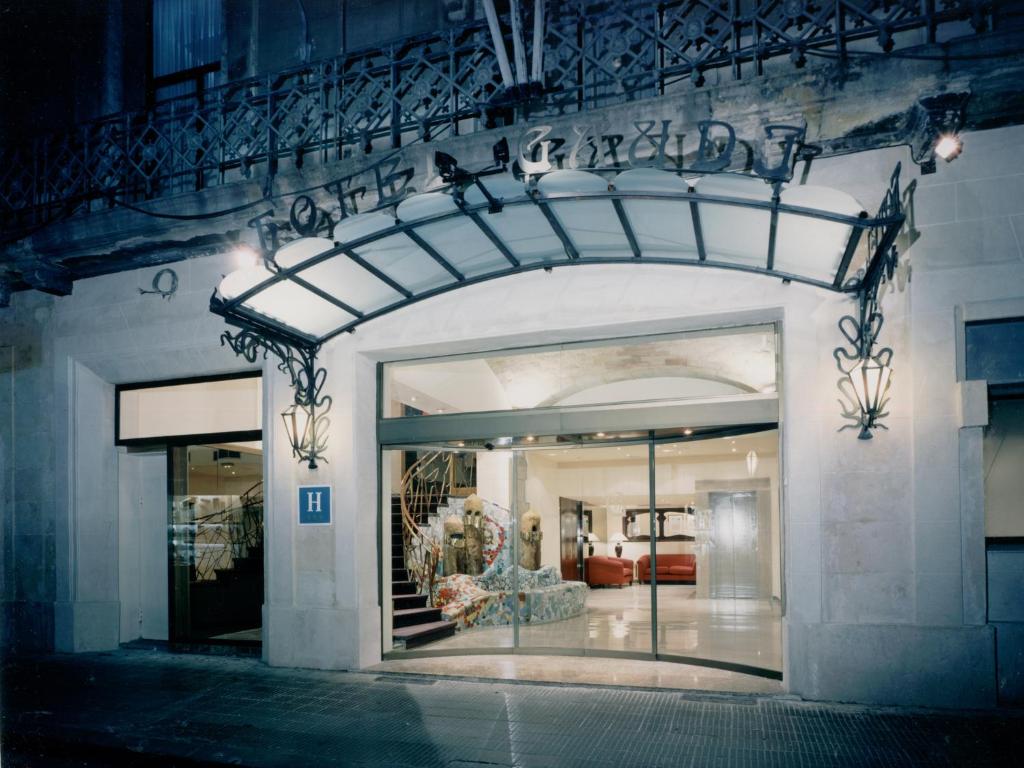 Gaudi Hotel — Obiekt in Barcelona, Katalonia