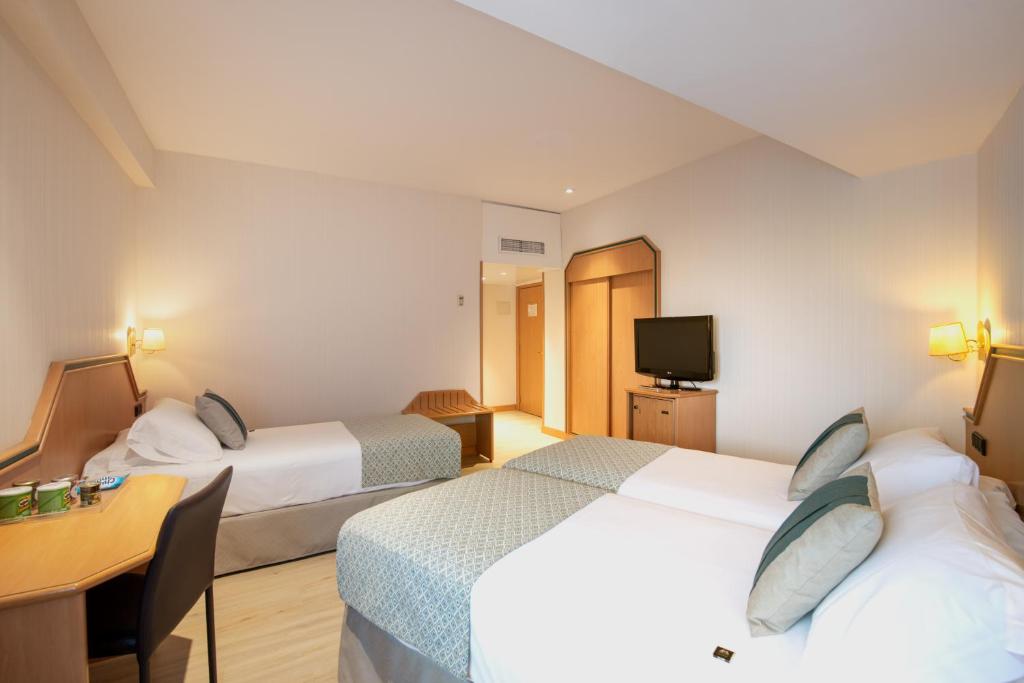 Madrid Hotel Praga Additional