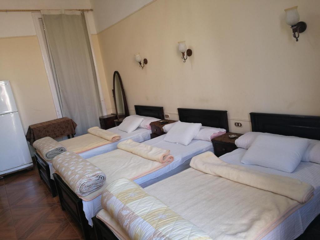 Triple Room with Private Bathroom