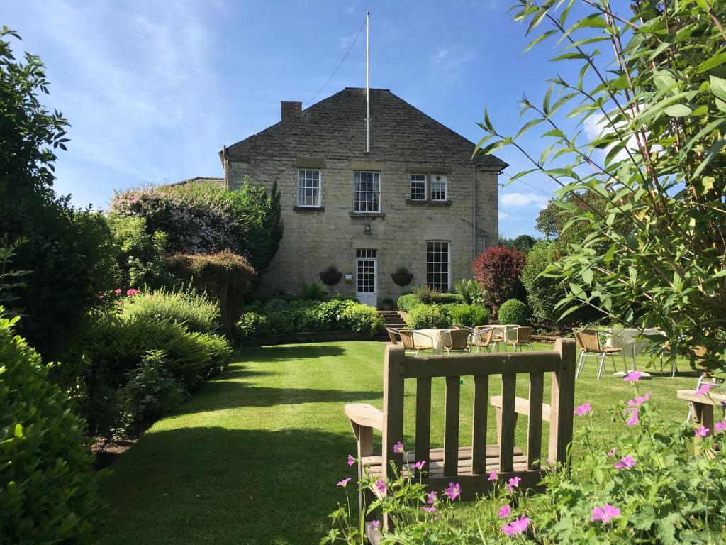 Worsley Arms Hotel photo
