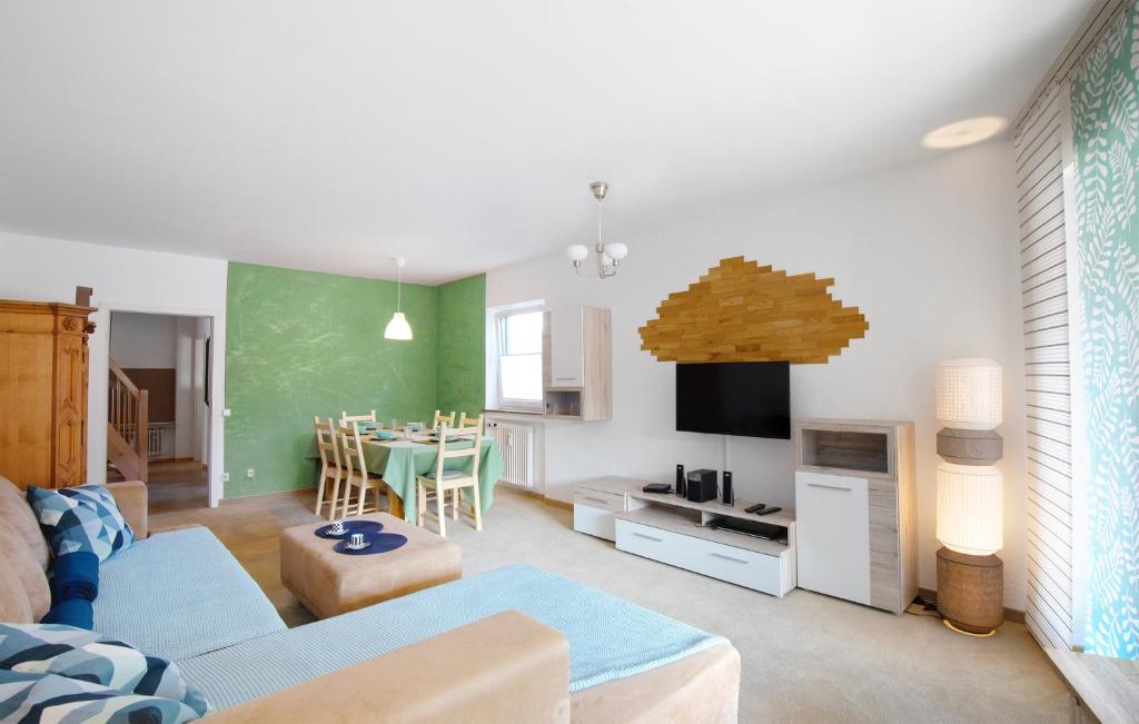 Evergreen Chalet - 3