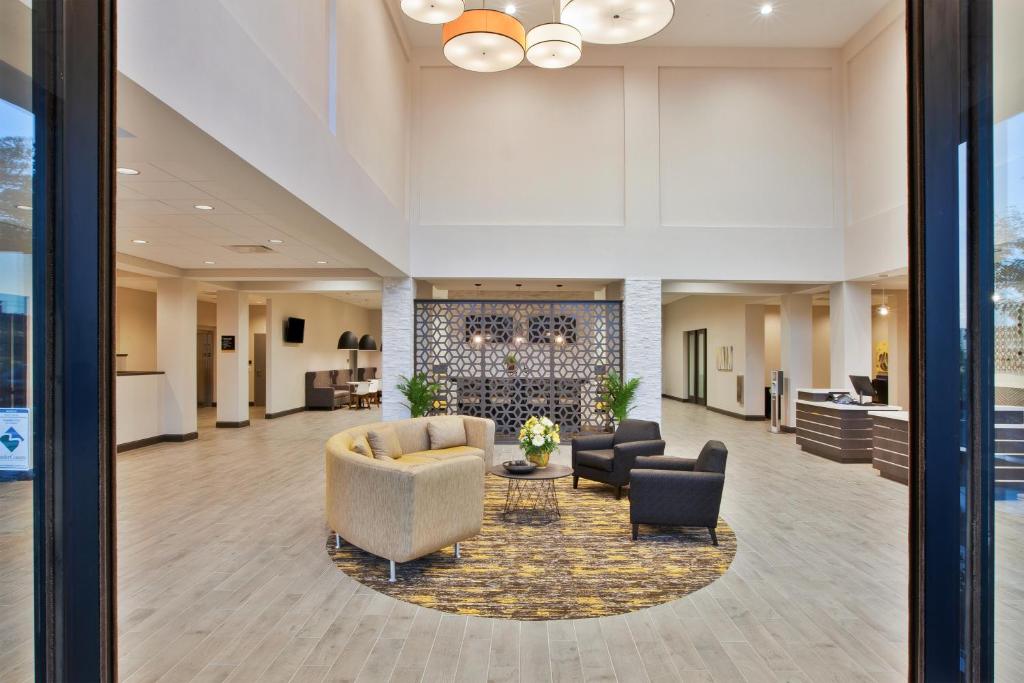 Best Western Plus Cranberry-Pittsburgh North photo