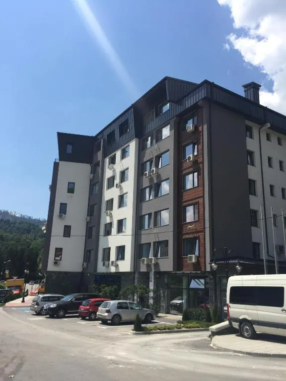 Стаи за гости Топ Старс Смолян, hotel in Smolyan