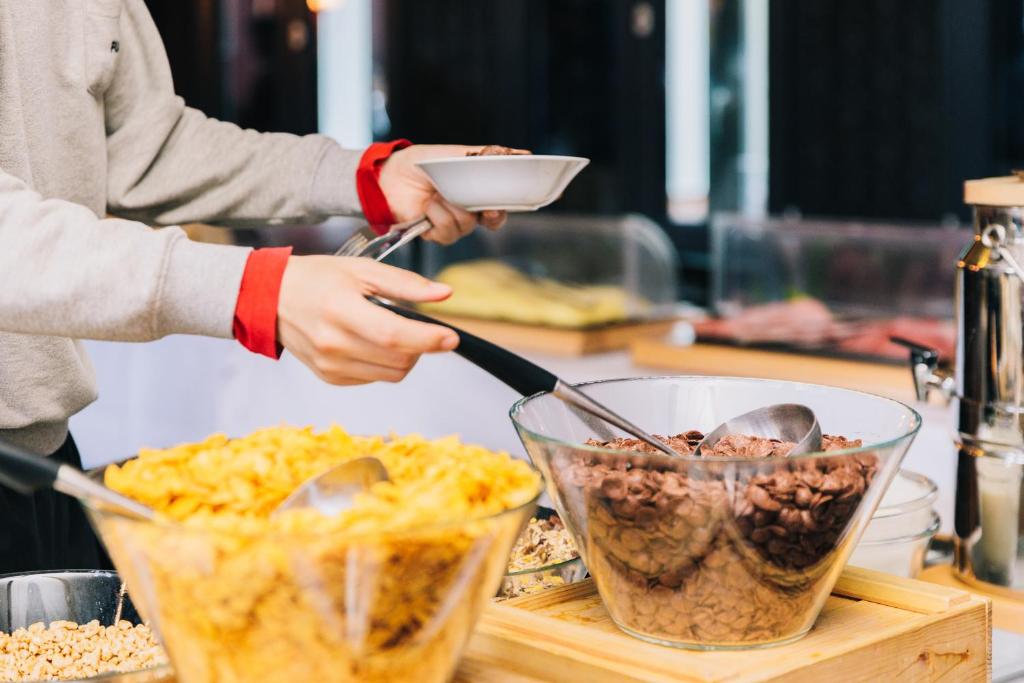 Food and beverages, St Christopher’s Inn Berlin - Alexanderplatz in Berlin