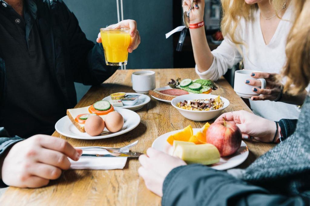 Food and beverages, St Christopher’s Inn Berlin - Alexanderplatz in Berlin