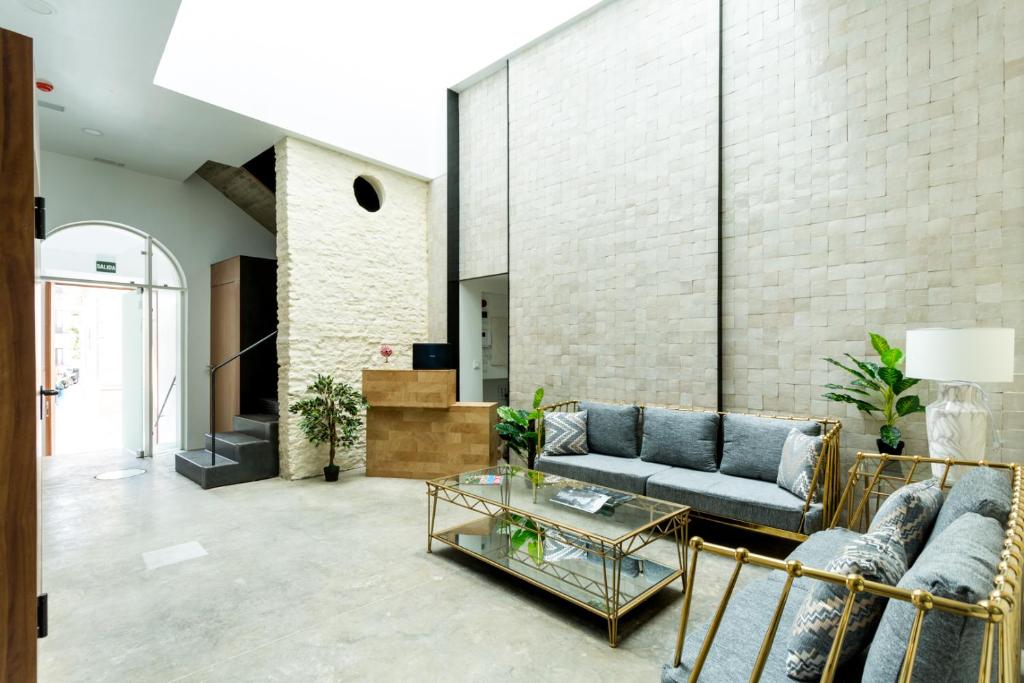 La Puerta de Palacio - Adults Only - 3