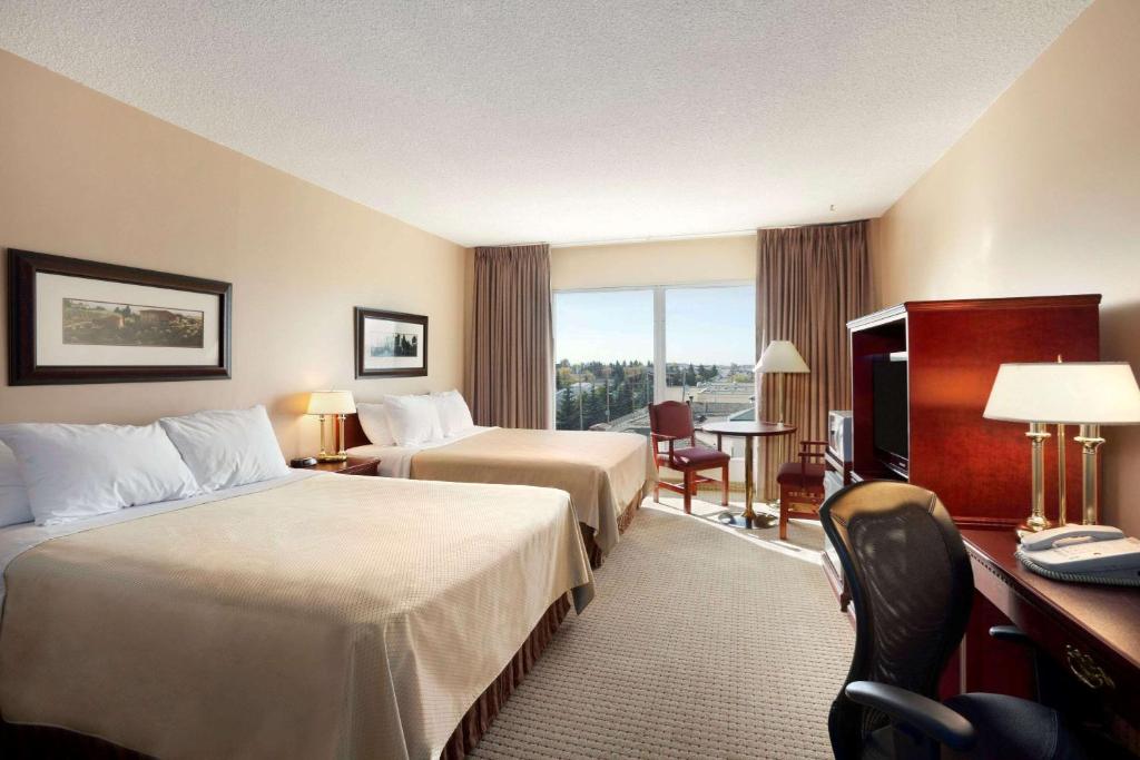 Days Hotel & Suites By Wyndham Lloydminster Photo 5