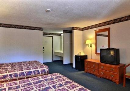 Rodeway Inn photo