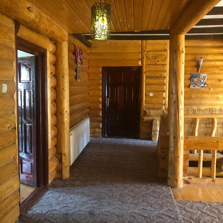 Hot Tub Chalet Retreat photo