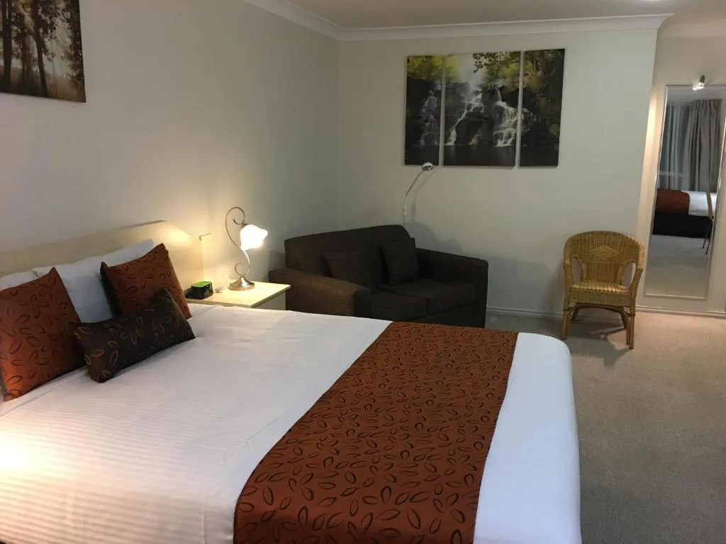 Tuckerbox Motor Inn，位于冈德盖的酒店