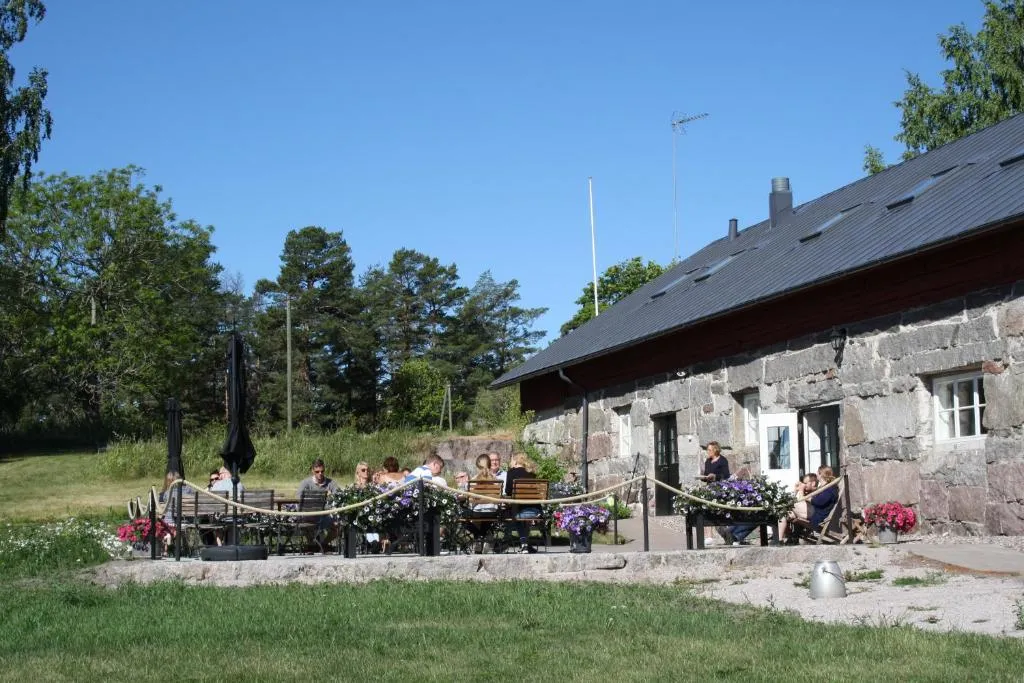 Hotel Stallbacken Nagu, hotel in Nauvo
