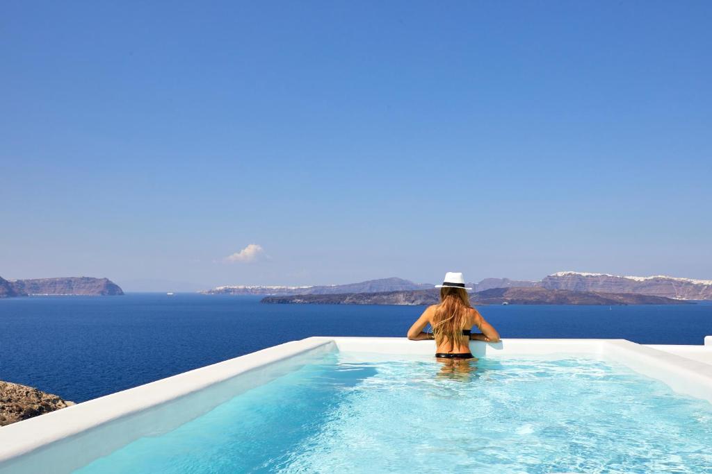 Phos The Boutique — Swimming pool in Akrotiri, South Aegean