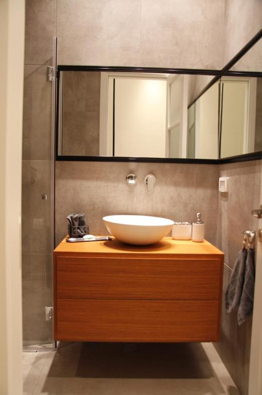 Ruth Suite photo