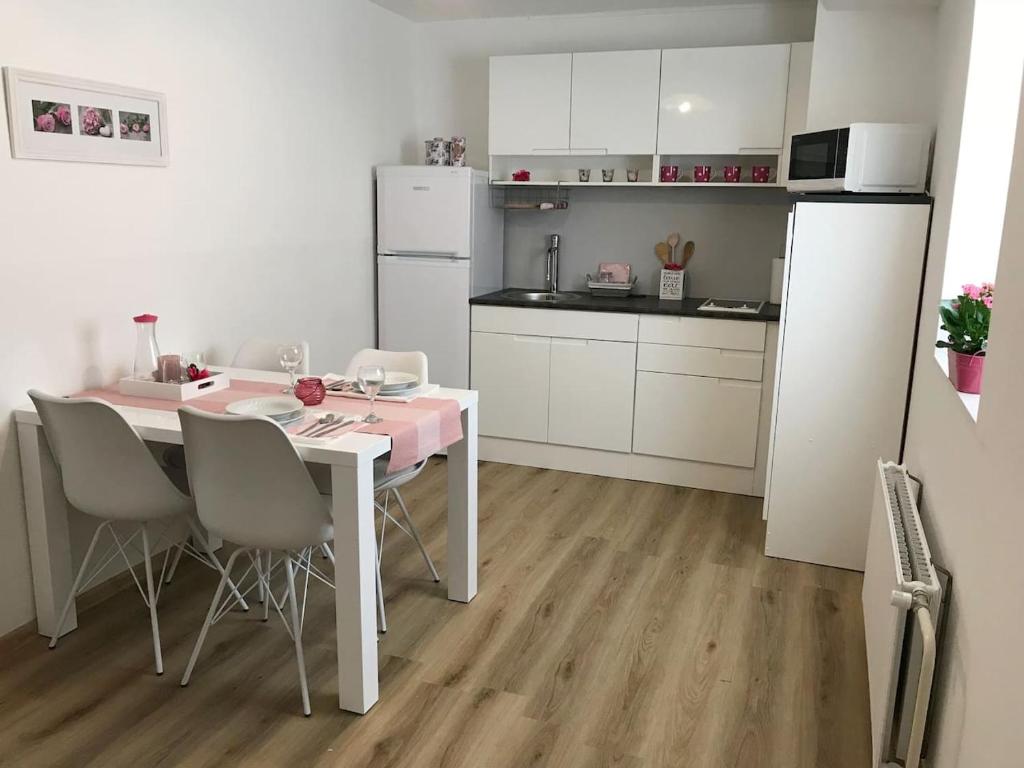 Charming Apartments Ana 4