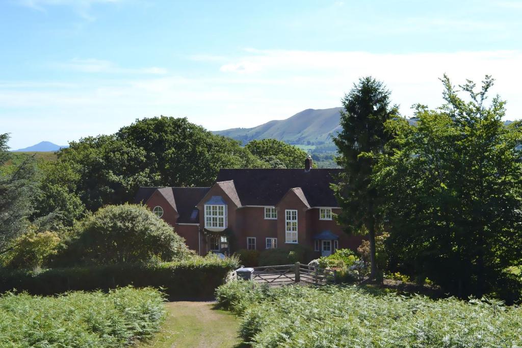 The Oaks, Church Stretton