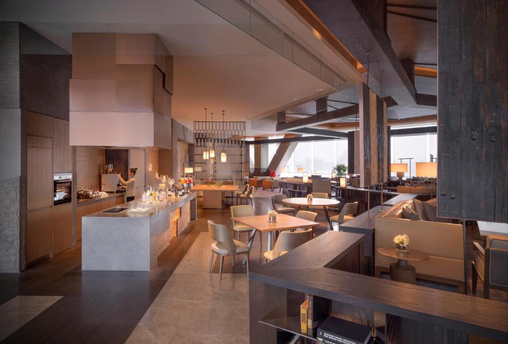 Bar/lounge