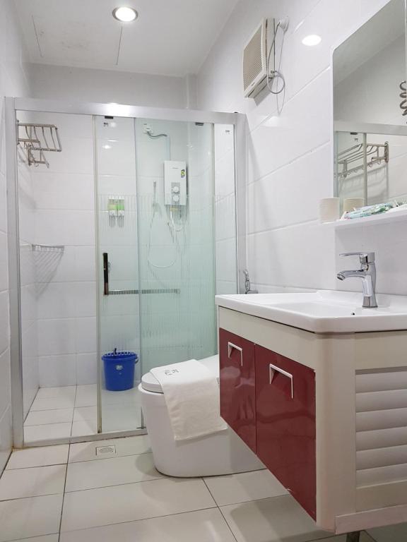 Well-appointed bathrooms