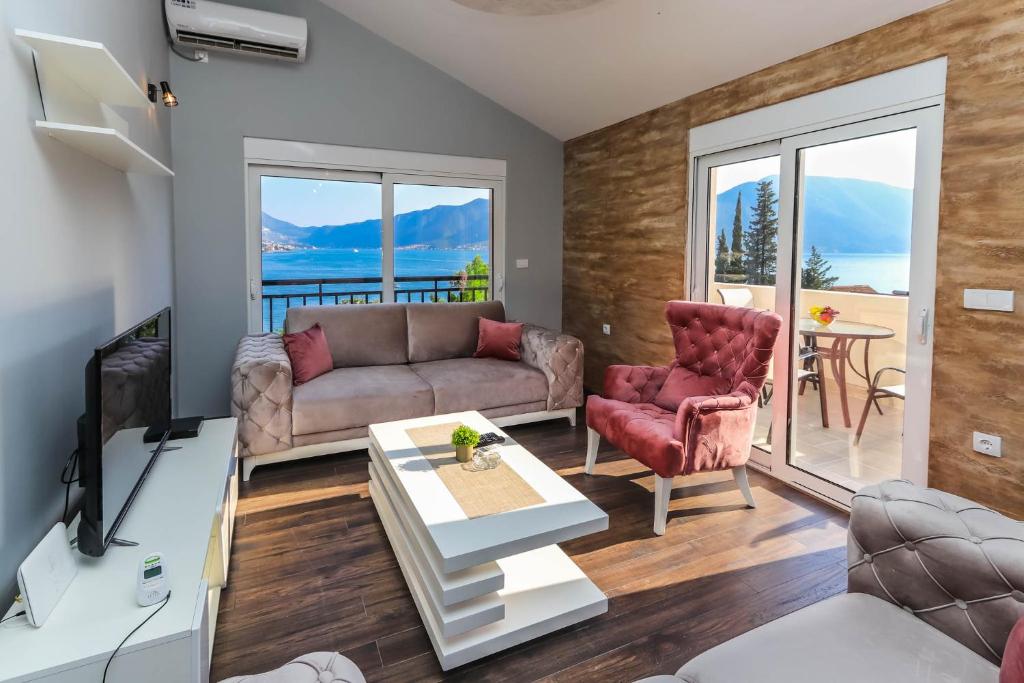 JR Luxury Apartment — Hotel in Kotor