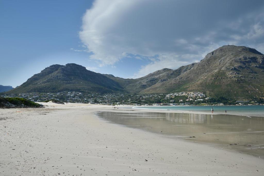 dk villas 2 The Boardwalk (Hout Bay) photo