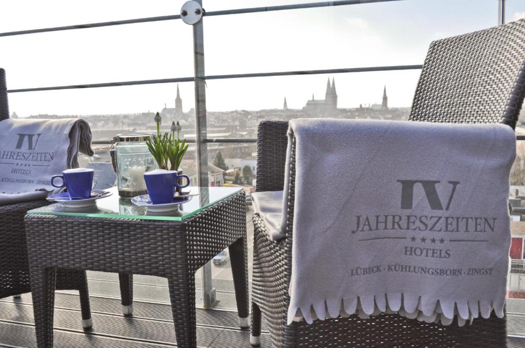 Balcony/terrace, Hotel IV Jahreszeiten Lübeck in Lubeck