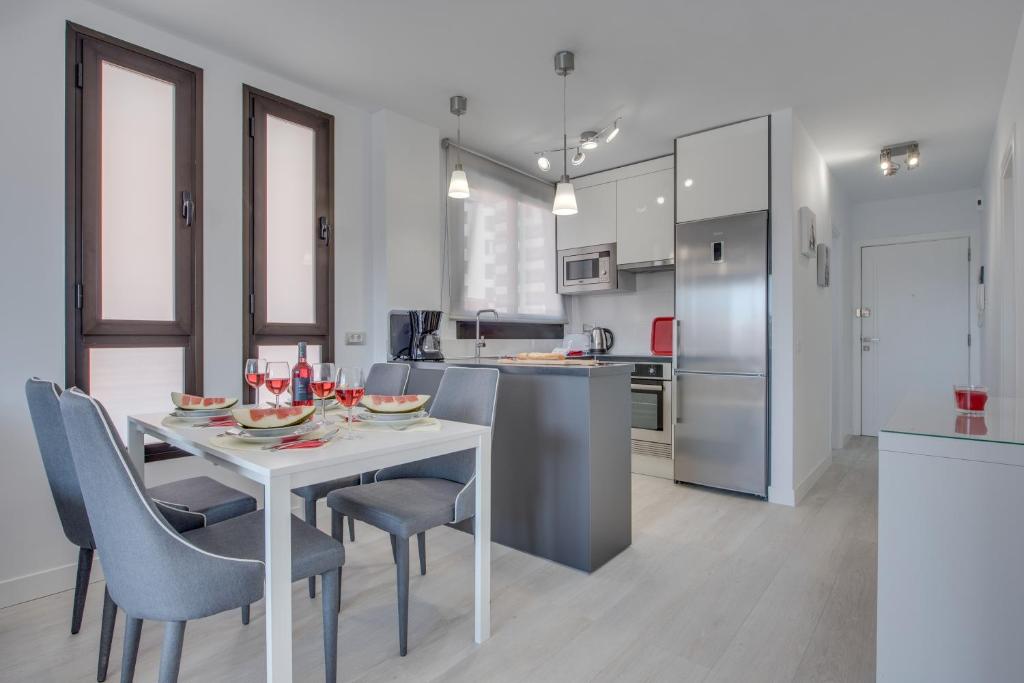 MODERN APARTMENTS LOS CRISTIANOS CENTER - 4