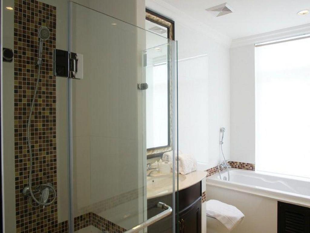 LK Legend Hotel photo