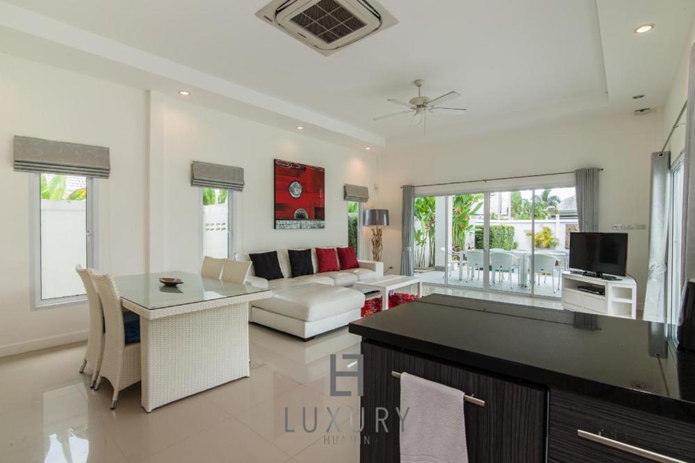 Hua Hin Pool Villa with 4 Bedrooms (L50)