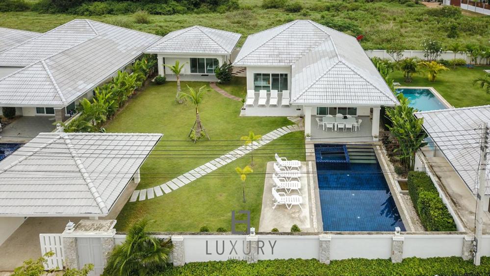 Hua Hin Pool Villa with 4 Bedrooms (L50)