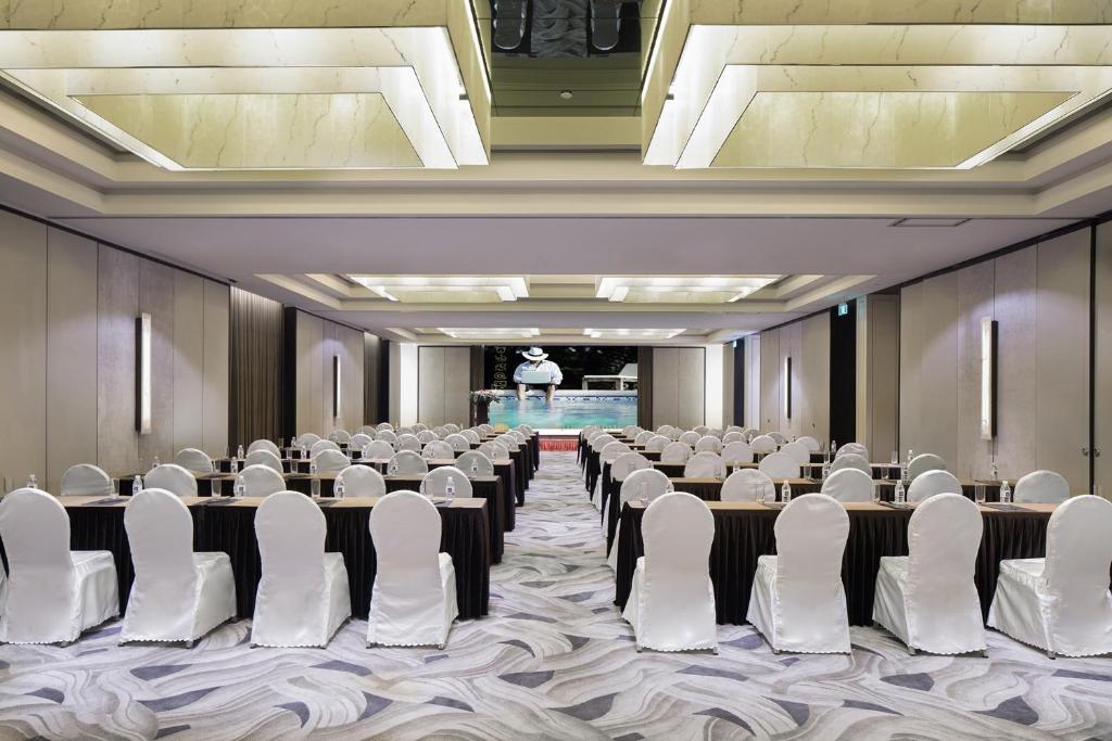 Shanghai Golden Tulip Bund New Asia Additional