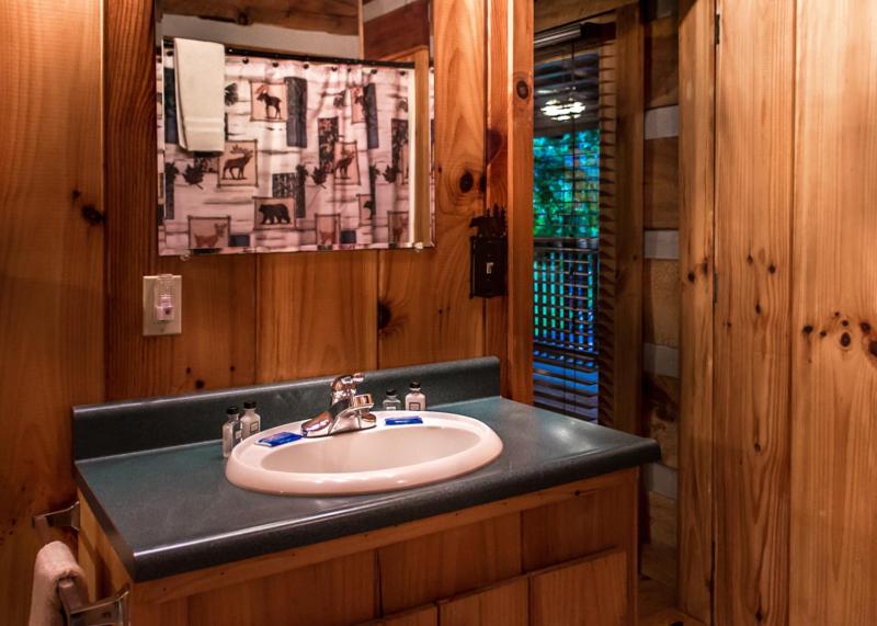 Hatfield Hideaway photo