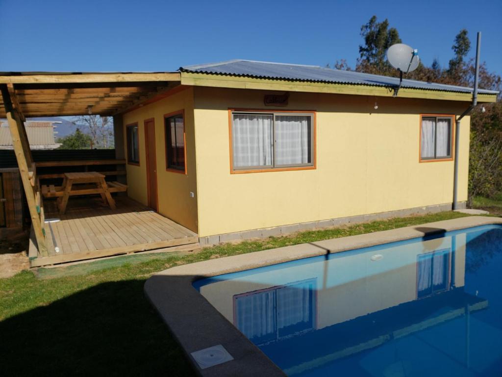 CABAÑA EN OLMUE CON PISCINA EXCLUSIVA - 2