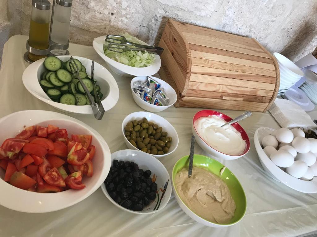 Alimentos e Bebidas