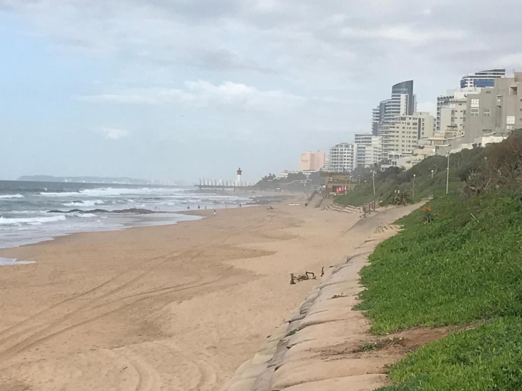Umhlanga Beach Front 4 Sleeper photo
