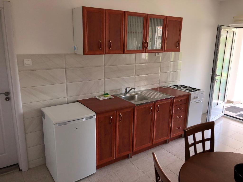 Three Palms Apartments Novakovic - 4