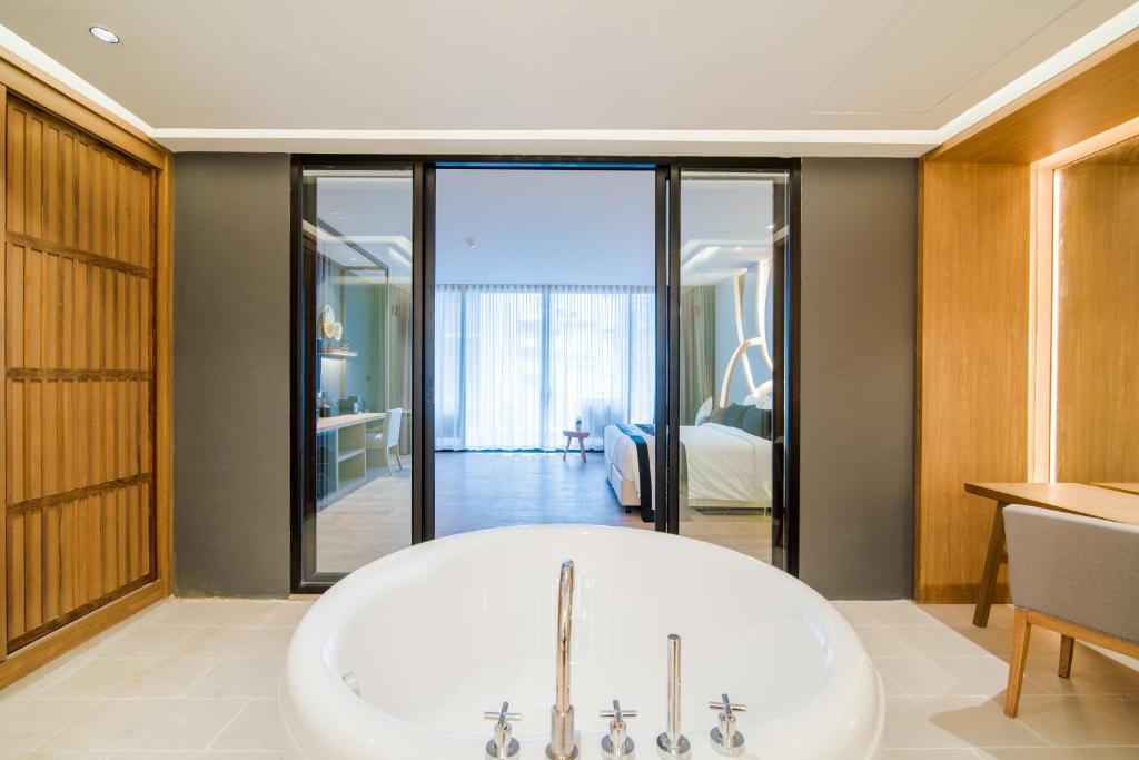 Bathroom, The Yana Villas Hua Hin in Hua Hin / Cha-am