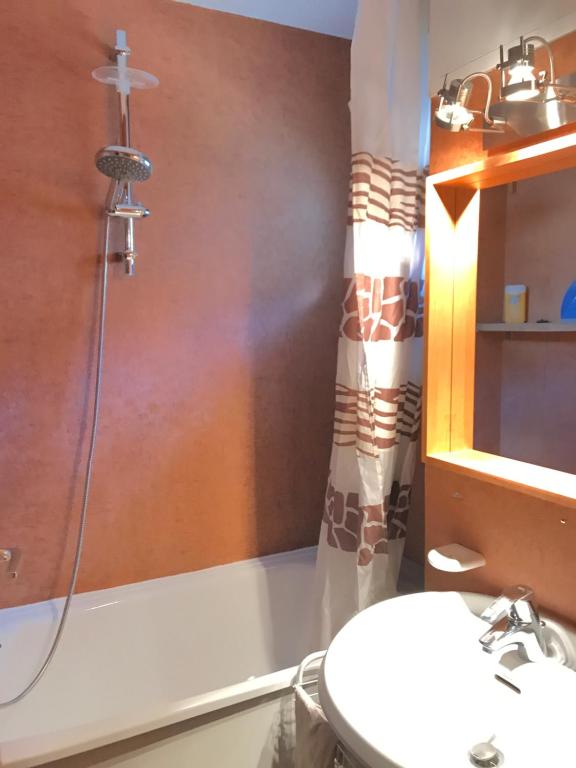 MyHome - Plein Soleil 47 - Studio cabine 4 pax skis aux pieds Val Claret - 5