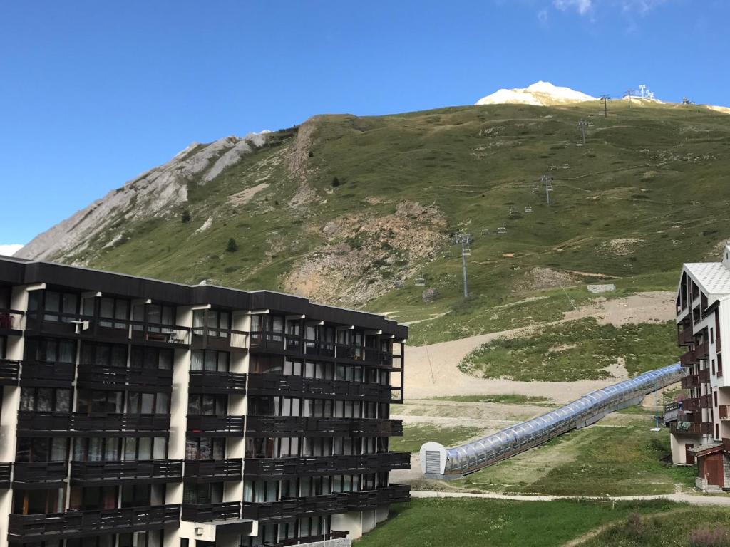 MyHome - Plein Soleil 47 - Studio cabine 4 pax skis aux pieds Val Claret - 2