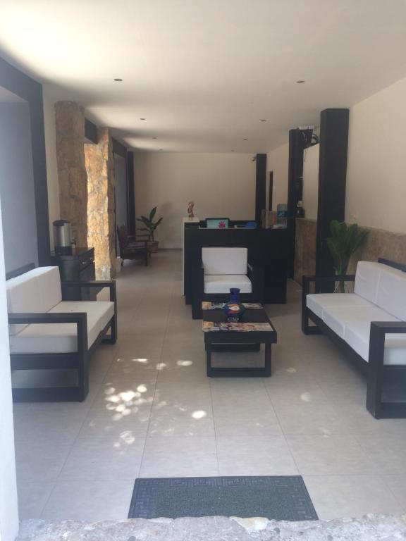 Hotel Sevilla Palenque photo