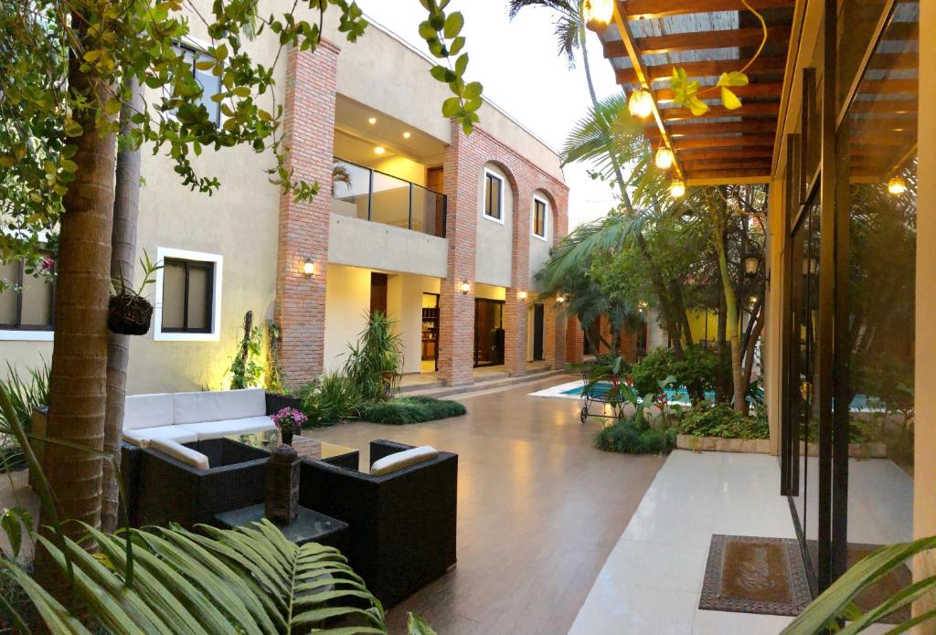 Posada del Cielo, Asunción