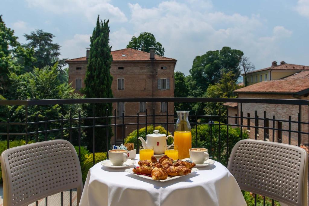Maranello Palace photo