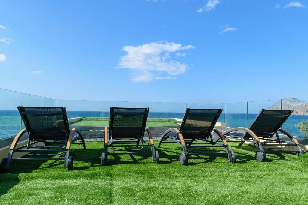 Aetheras Beach — Hotel in Crete Island