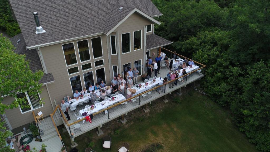 Pebble Springs BnB, Grand Beach