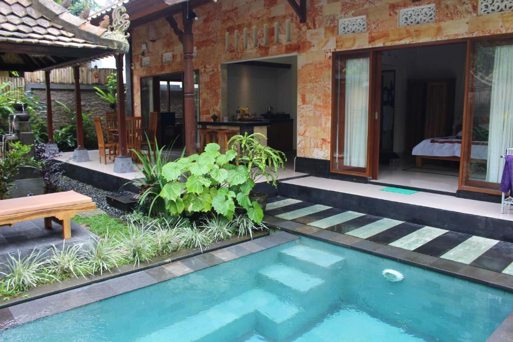 Karunia House Ubud photo