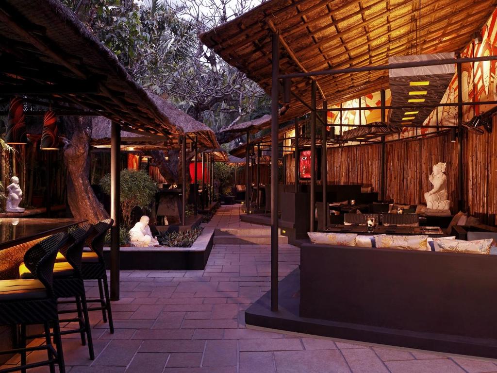 Bar/lounge