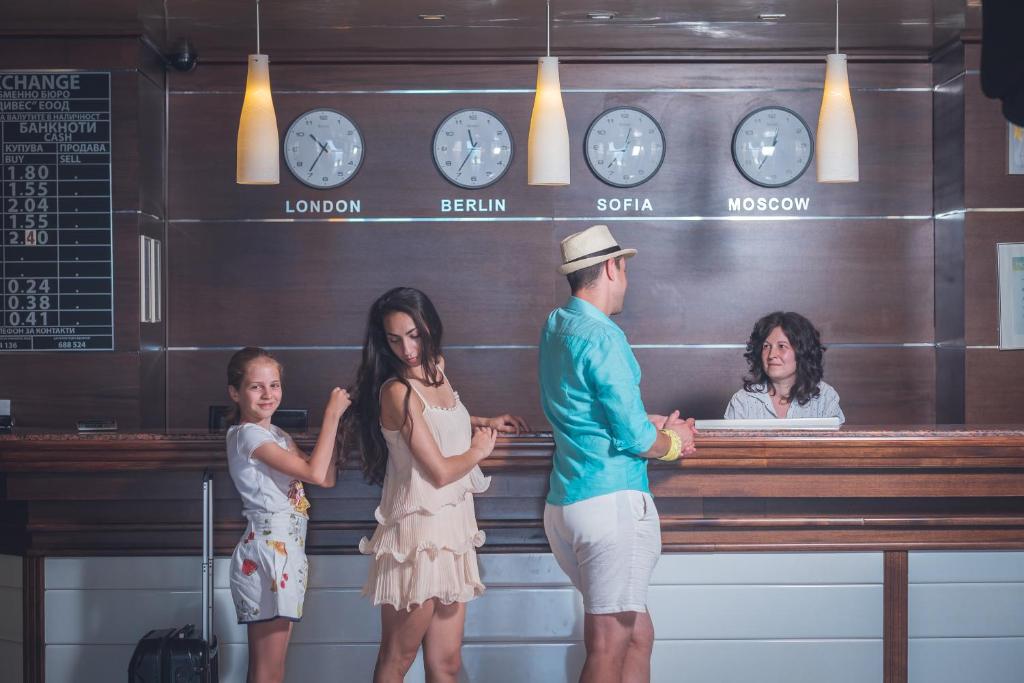 Vemara Beach Hotel - Breakfast or All Inclusive photo