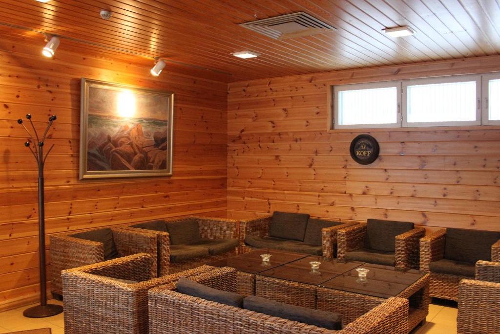 弗格尼尼芬蘭酒店 (Finlandia Hotel Fooninki)