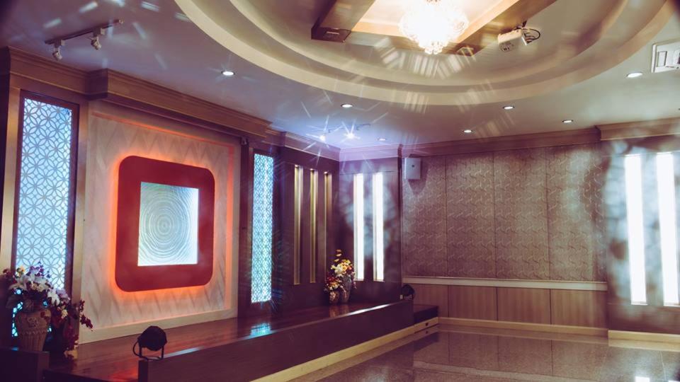 Maneerote Hotel Surin